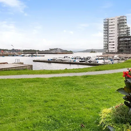 Апартаменты Spacious & Modern - - - Sea View