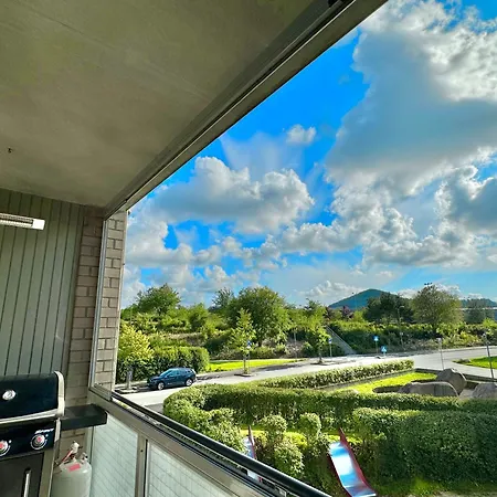 Apartment Spacious & Modern - - - Sea View