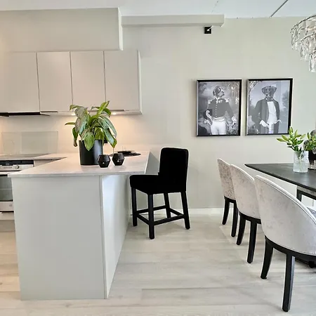 Apartment Spacious & Modern - - - Sea View *