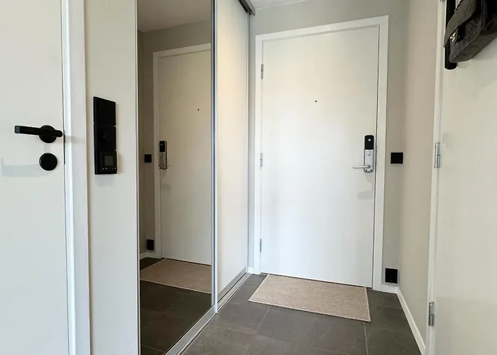 Spacious & Modern - - - Sea View 아파트