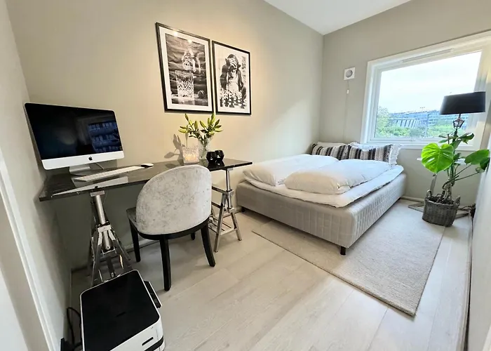 Spacious & Modern - - - Sea View Apartment